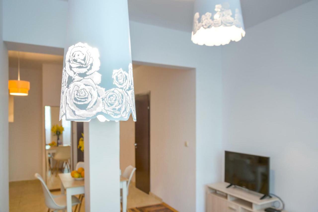 Comfort.Chic.Charming Apt With Terrace Near Ndk Sofia Buitenkant foto
