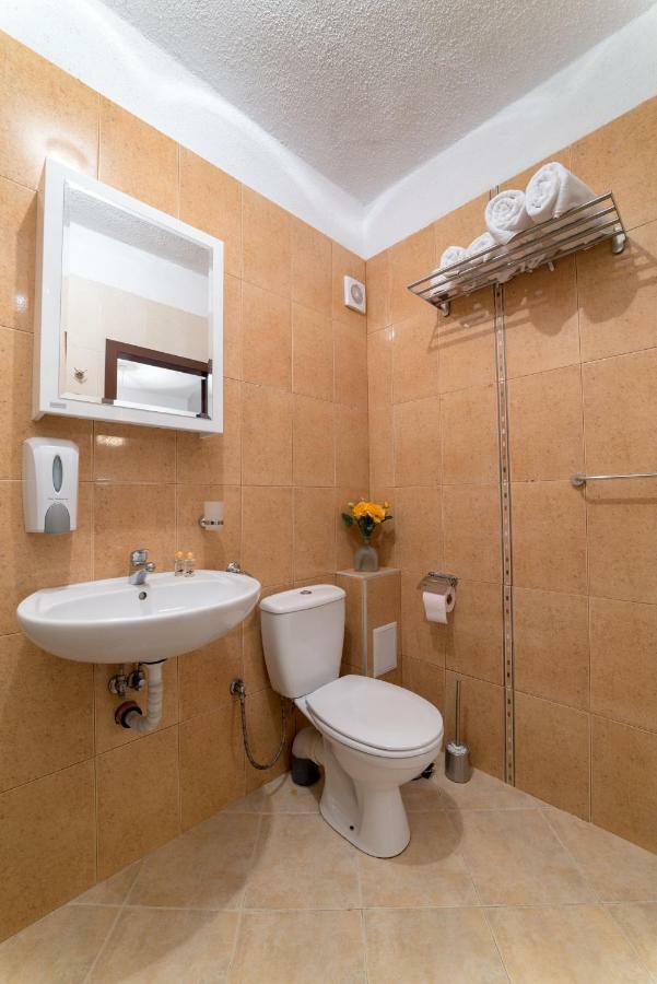 Comfort.Chic.Charming Apt With Terrace Near Ndk Sofia Buitenkant foto