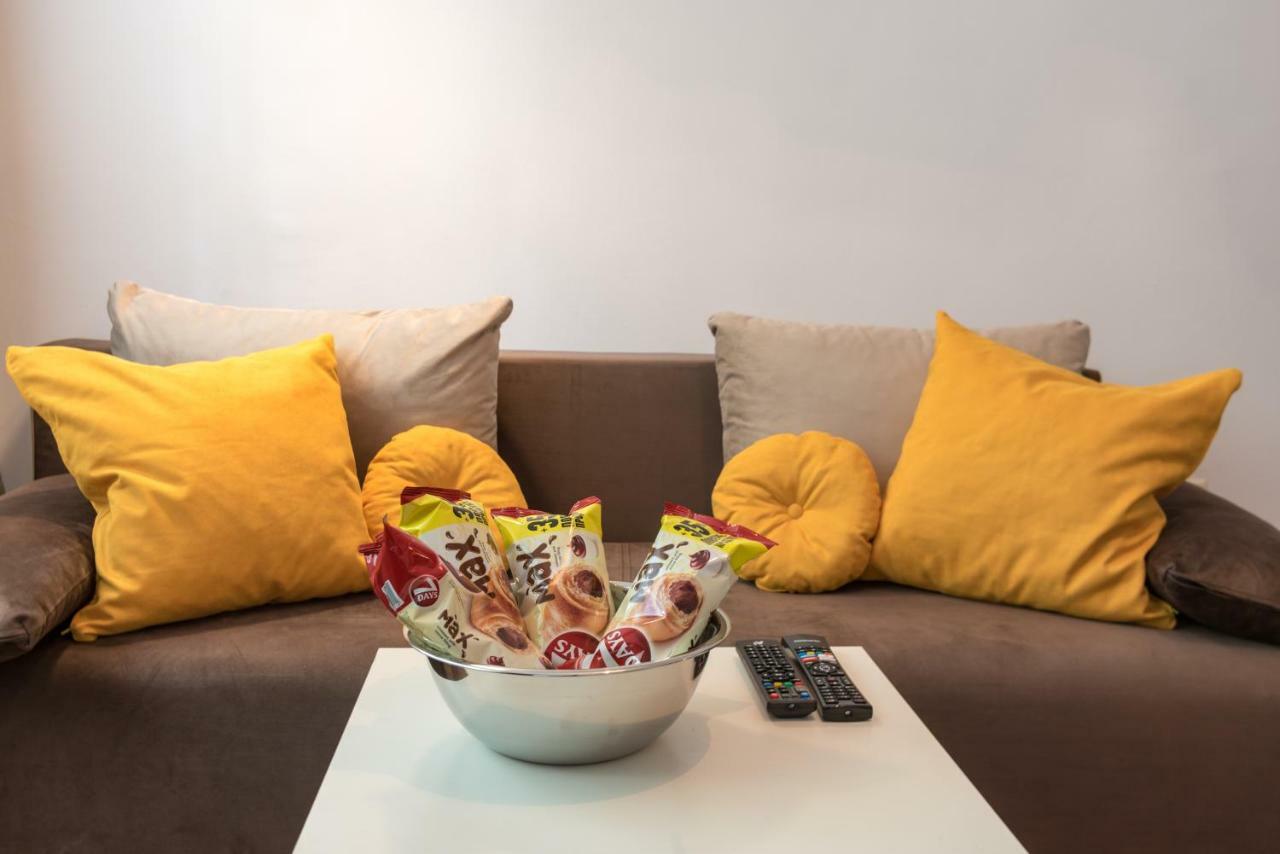 Comfort.Chic.Charming Apt With Terrace Near Ndk Sofia Buitenkant foto