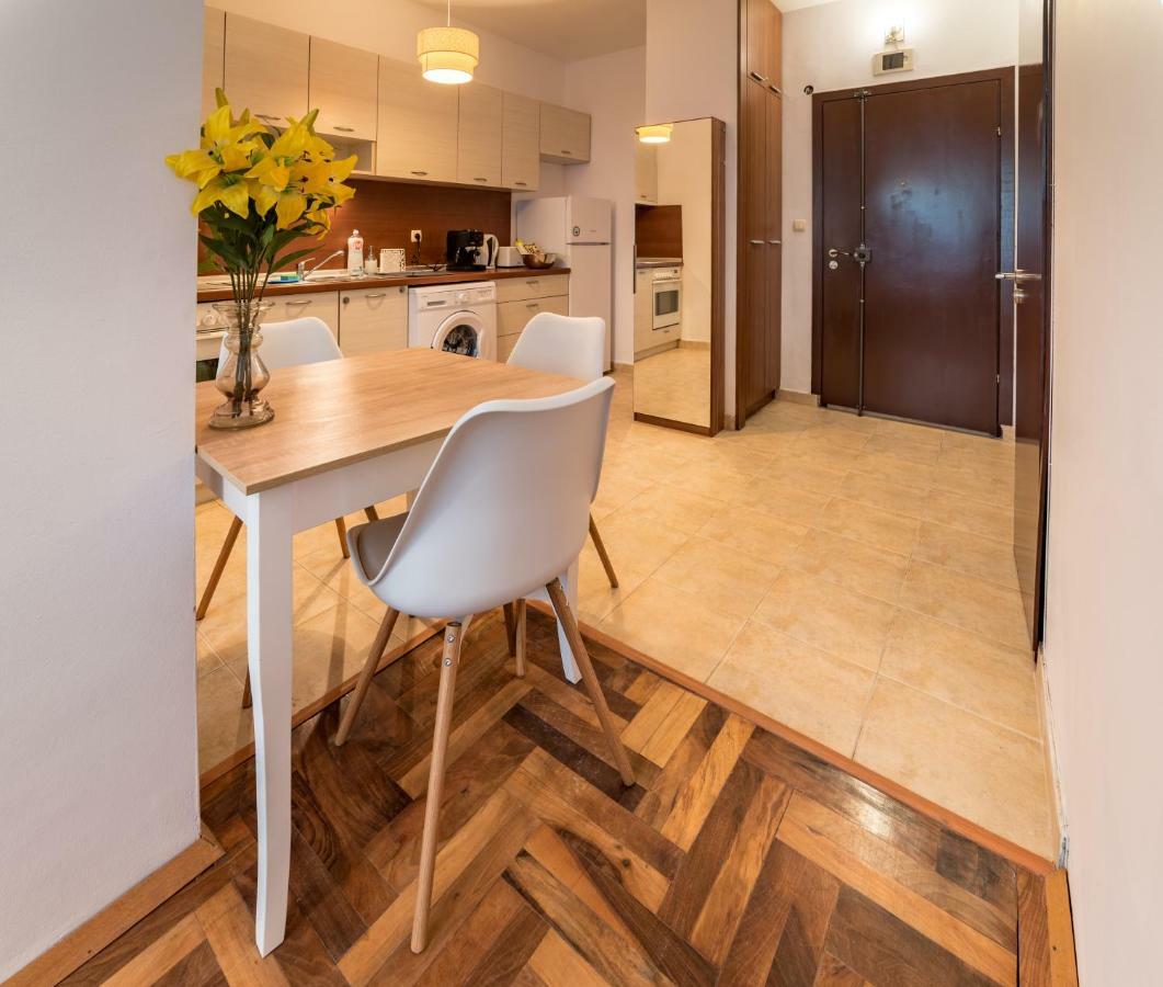 Comfort.Chic.Charming Apt With Terrace Near Ndk Sofia Buitenkant foto